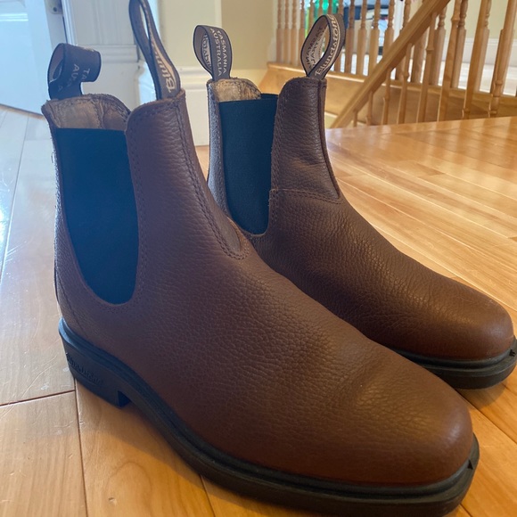 Blundstone Shoes - Blundstone Chelsea boot